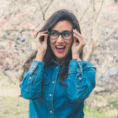 gallery/woman_with_glasses